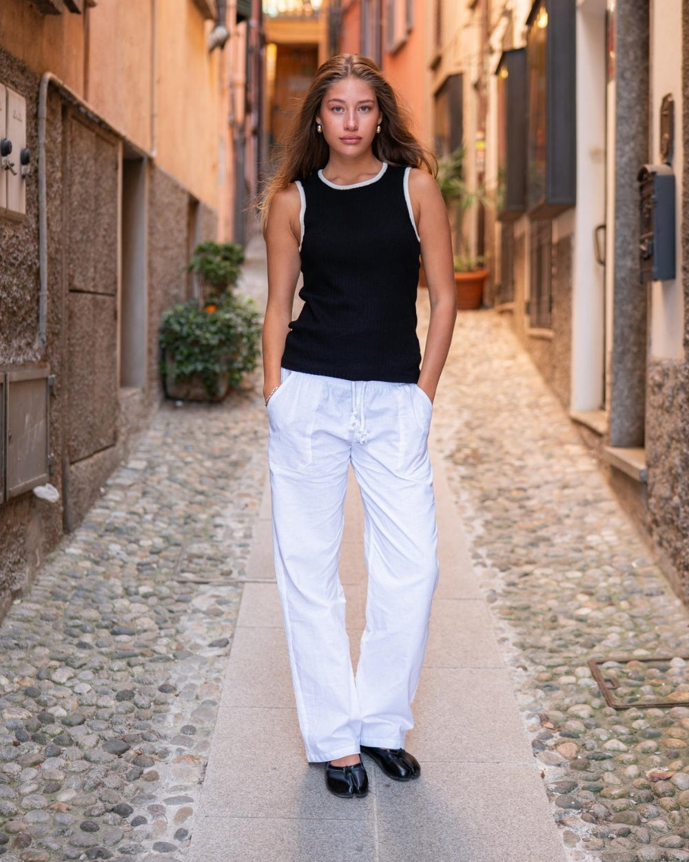 Kontrast -Tank -Top schwarz