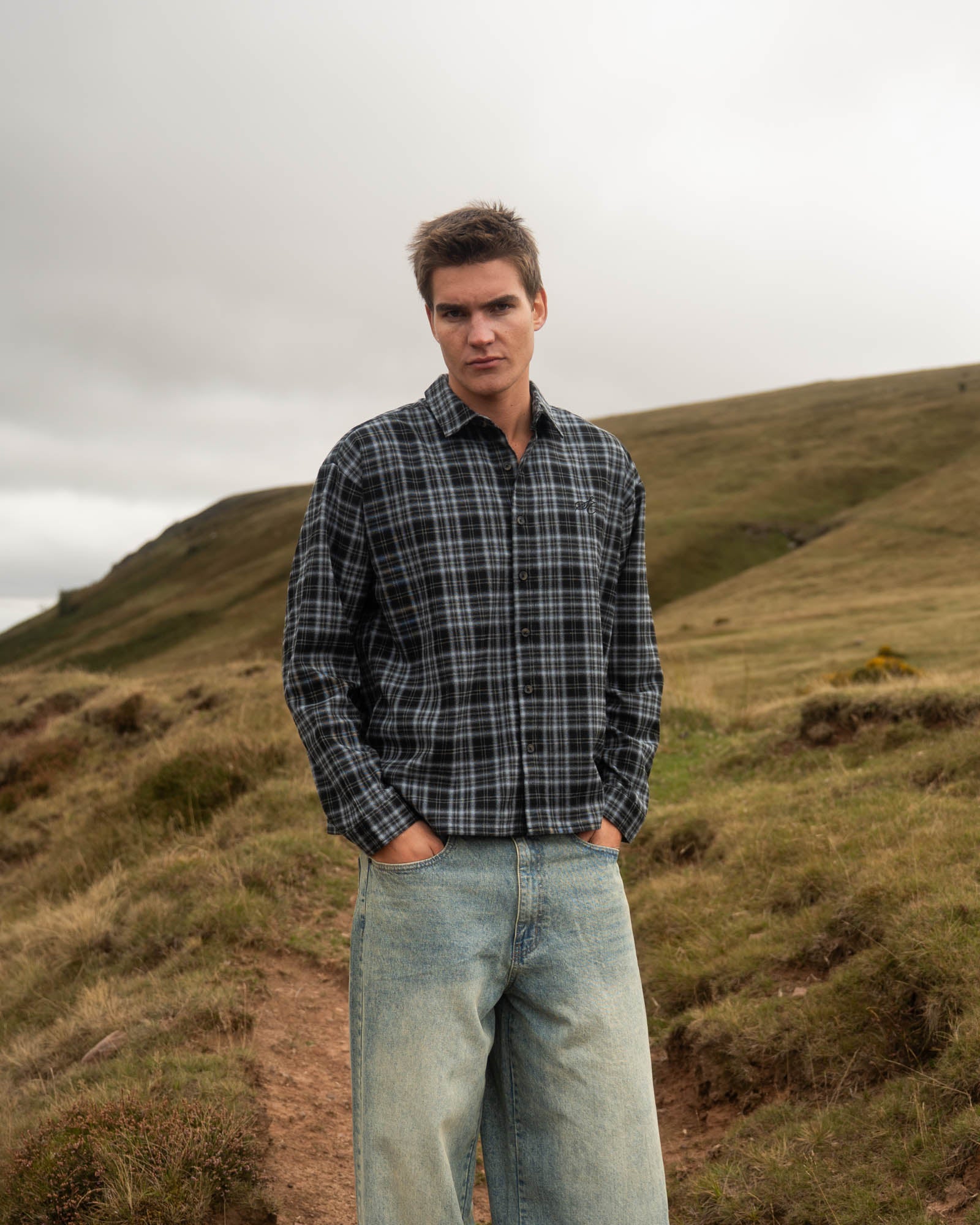 Checkered flannel shirt gray