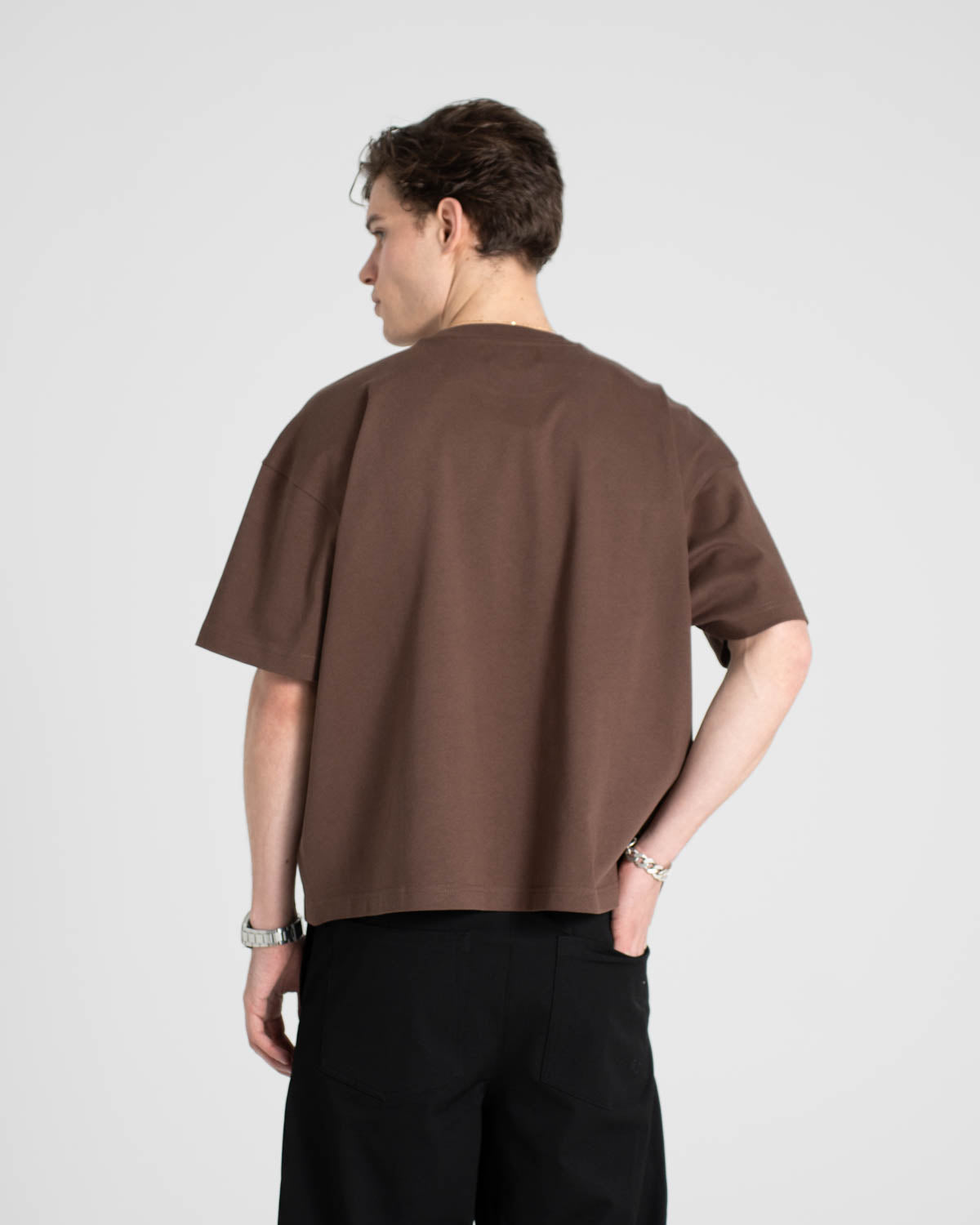 Leeres T-Shirt braun