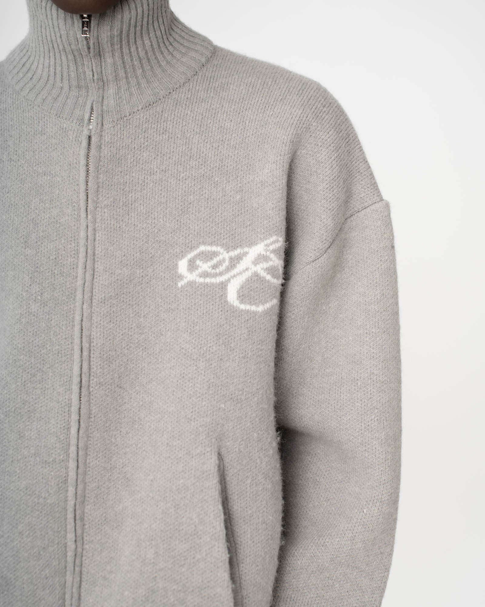 Full-zip sweater light gray