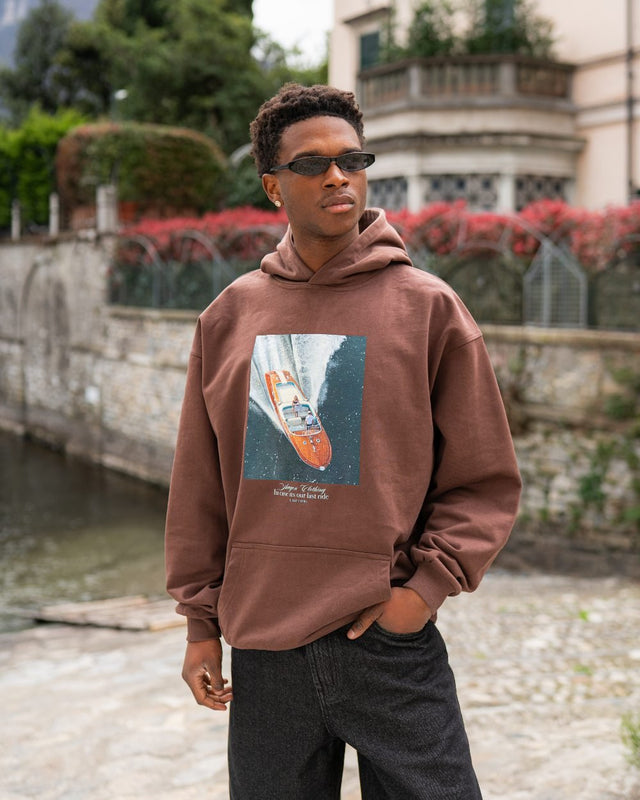 Como Graphic Hoodie Braun